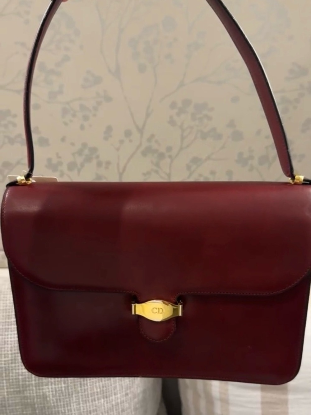 Dior Sophisticated Burgundy Shoulder Bag